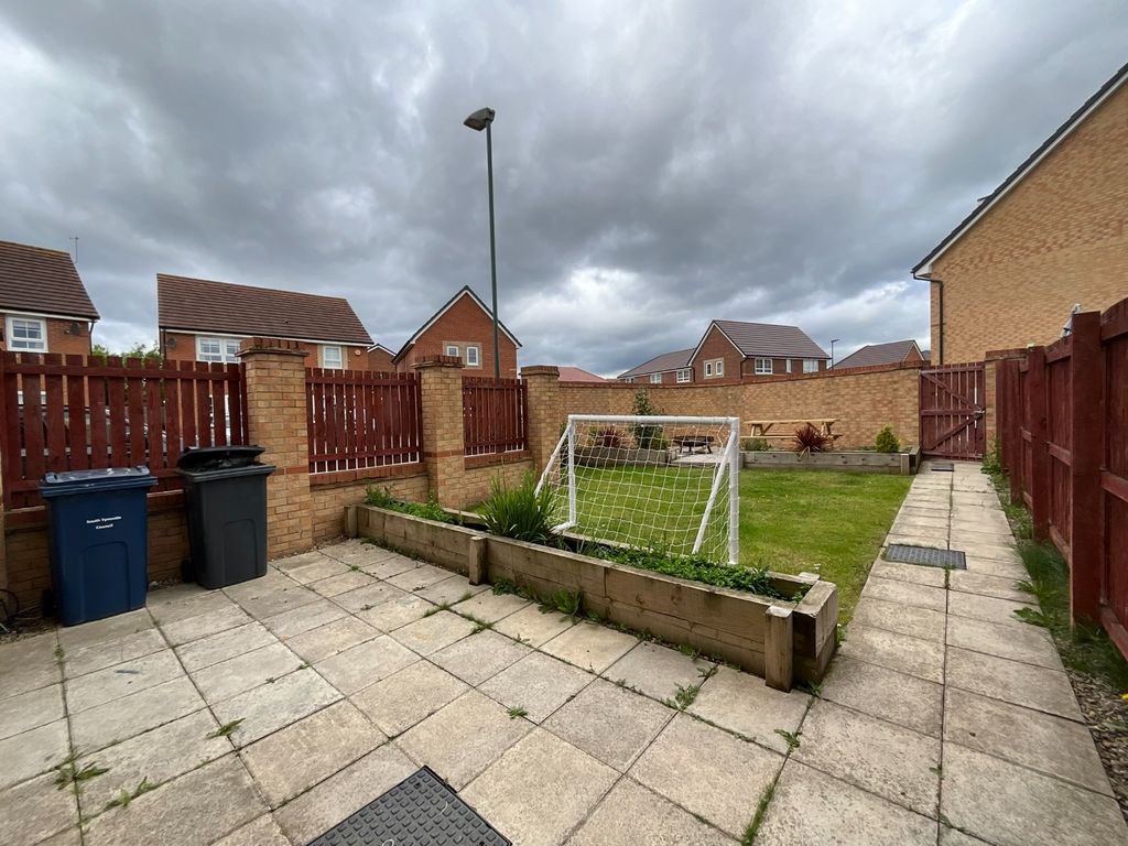 Property photo 3 of 26 4242347