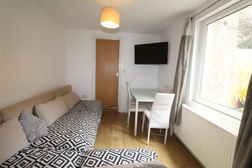 Property photo 2 of 34 Img_8153.Jpg