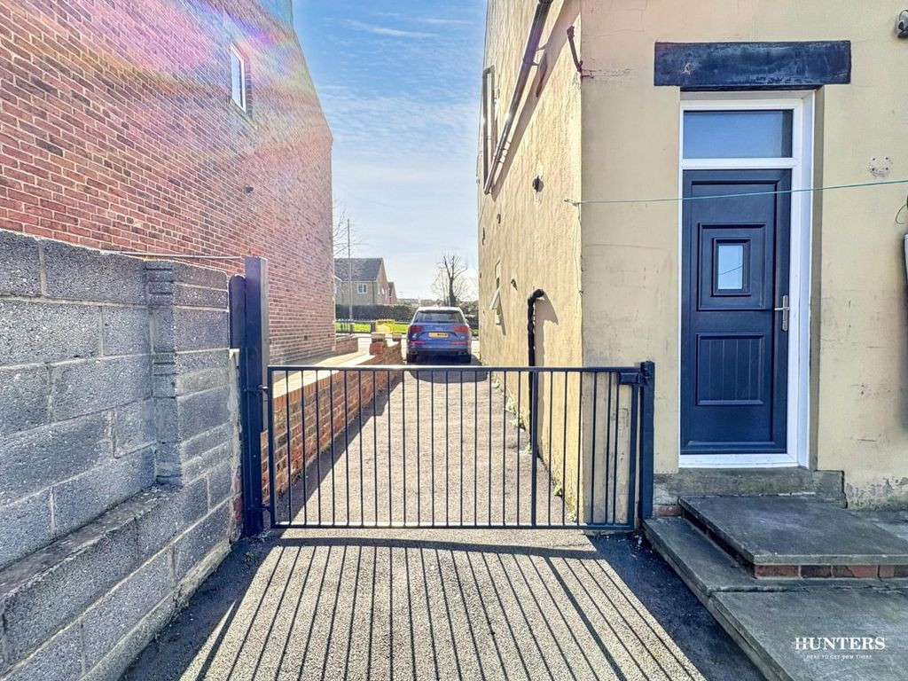 Additional image 25 of 3 bed terraced house for saleHigh Street, Heckmondwike WF16