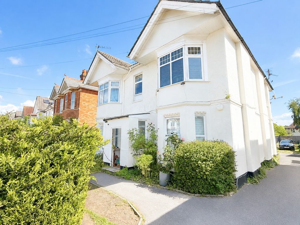 Property photo 1 of 15 Img_9073
