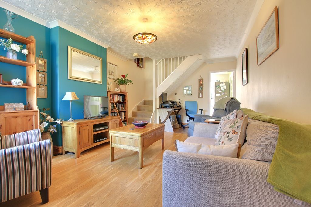 Property photo 3 of 14 Img_2910-Img_2912