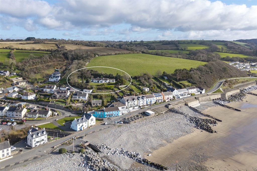 Property photo 2 of 27 Picture No. 55