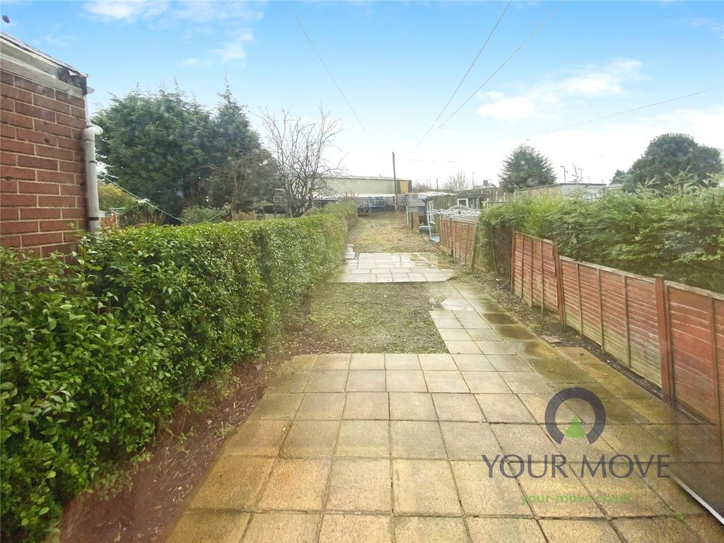 Property photo 2 of 8 External