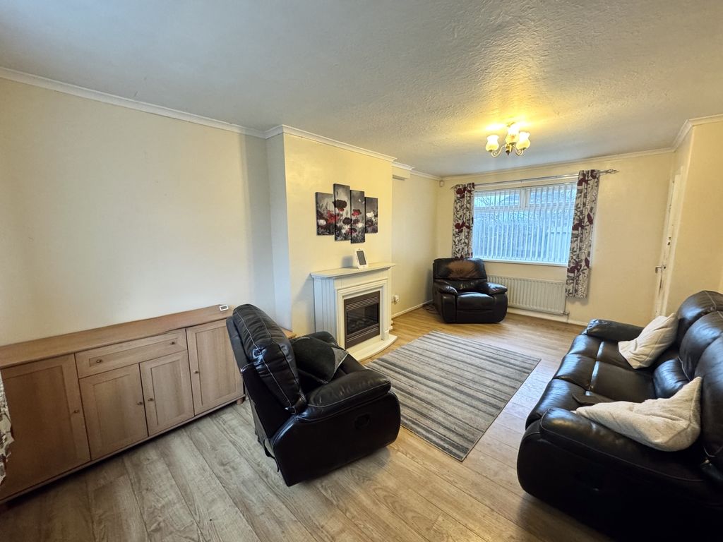 Property photo 2 of 15 Img_2815