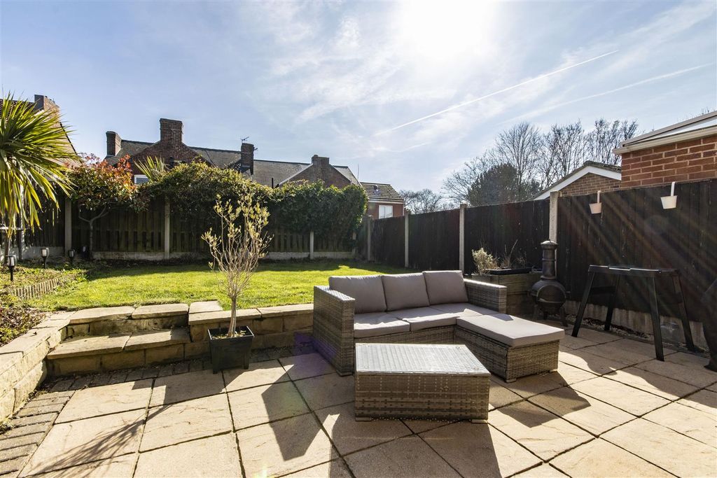 Property photo 2 of 13 Rear Garden
