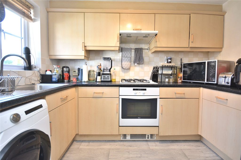 Property photo 3 of 15 Picture No. 25