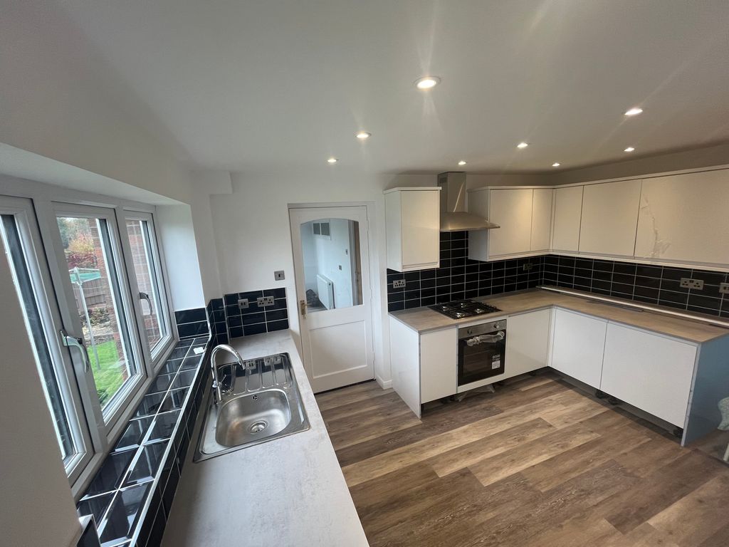 Property photo 2 of 15 Image