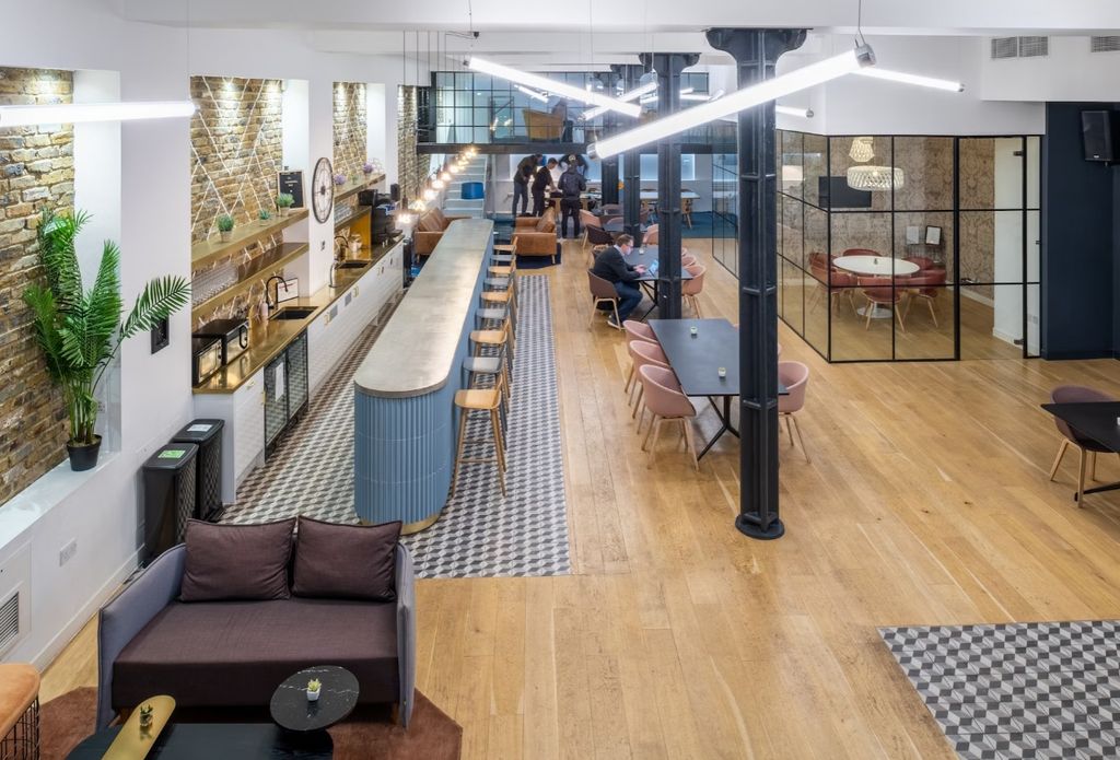 Property photo 2 of 6