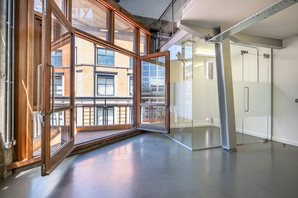 Property photo 3 of 5