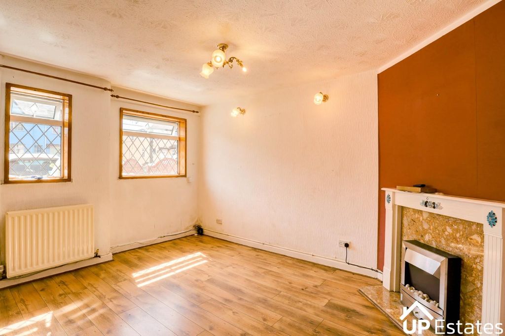 Property photo 2 of 13 Living Room