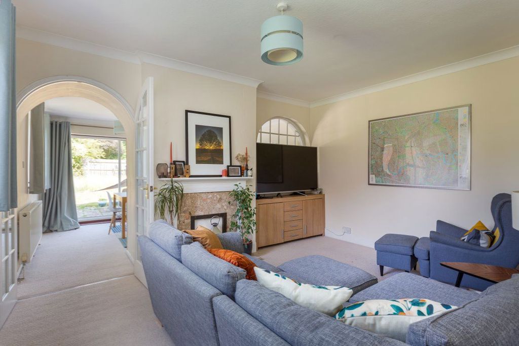 Property photo 3 of 7