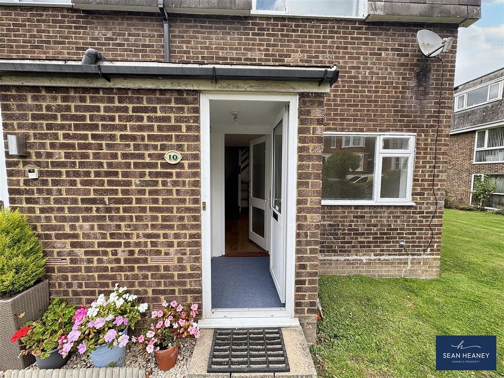 Property photo 3 of 19