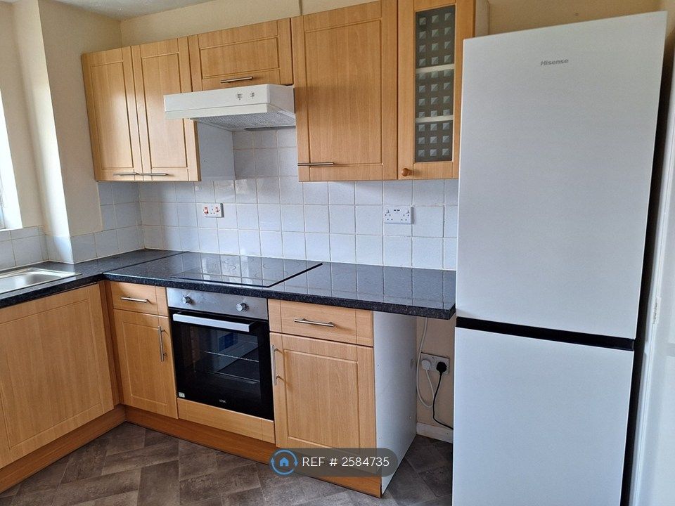 Property photo 2 of 5 Kitchen