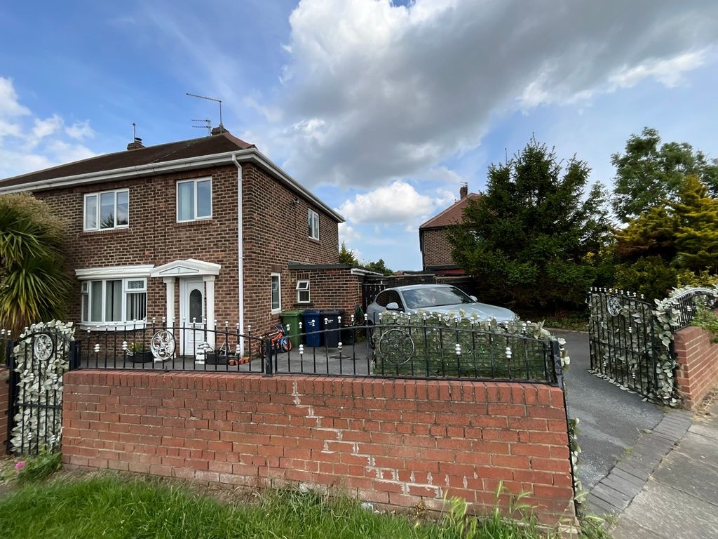 Property photo 1 of 16 4211732
