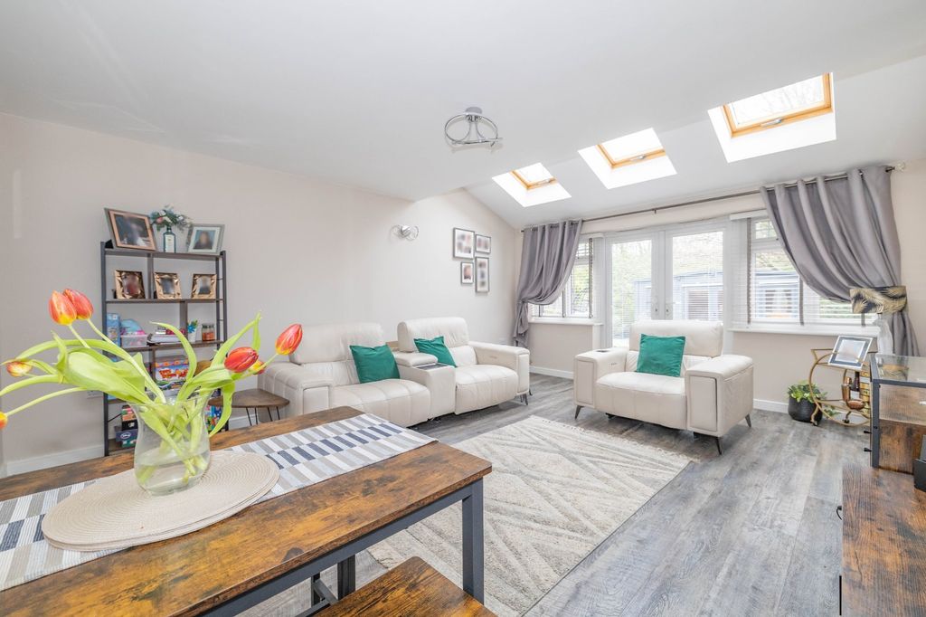 Property photo 2 of 22 Picture 2