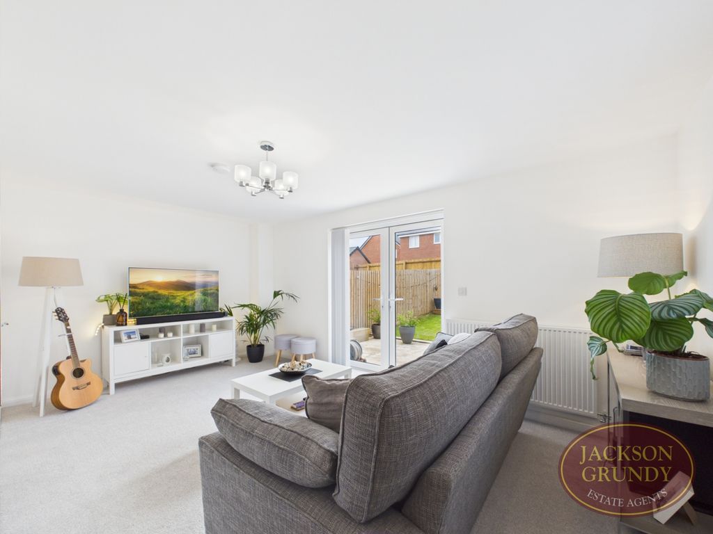 Property photo 3 of 19 Kipling Way