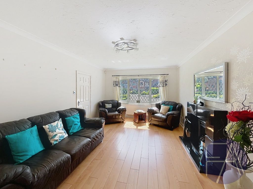 Property photo 3 of 33 5121064