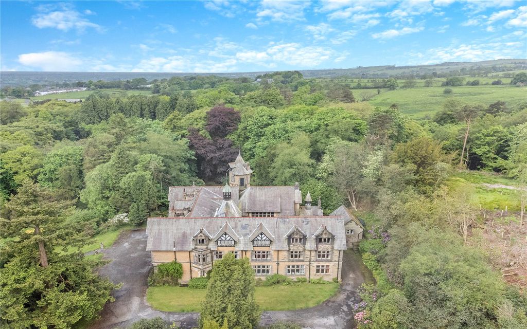 Property photo 3 of 39 Aerial
