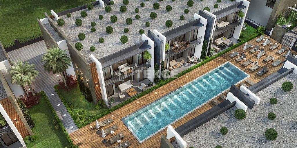 Property photo 2 of 31