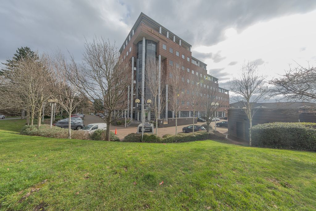 Property photo 1 of 19