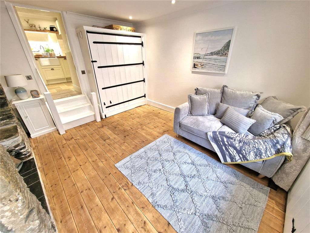 Property photo 2 of 8