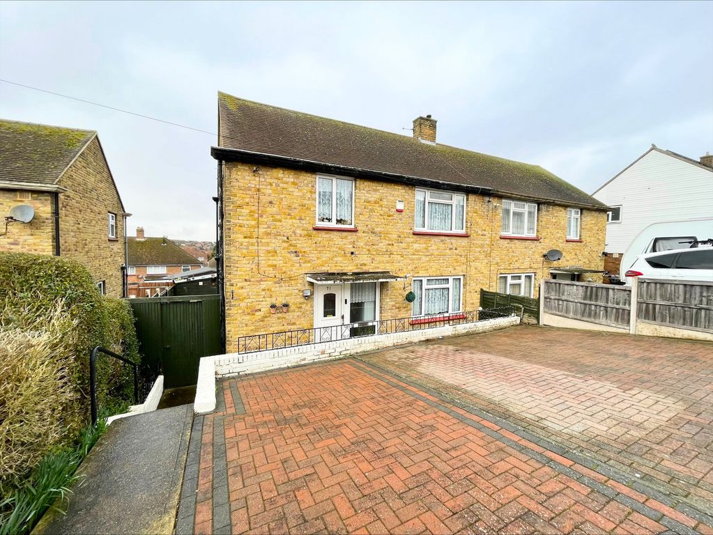 Property photo 1 of 13