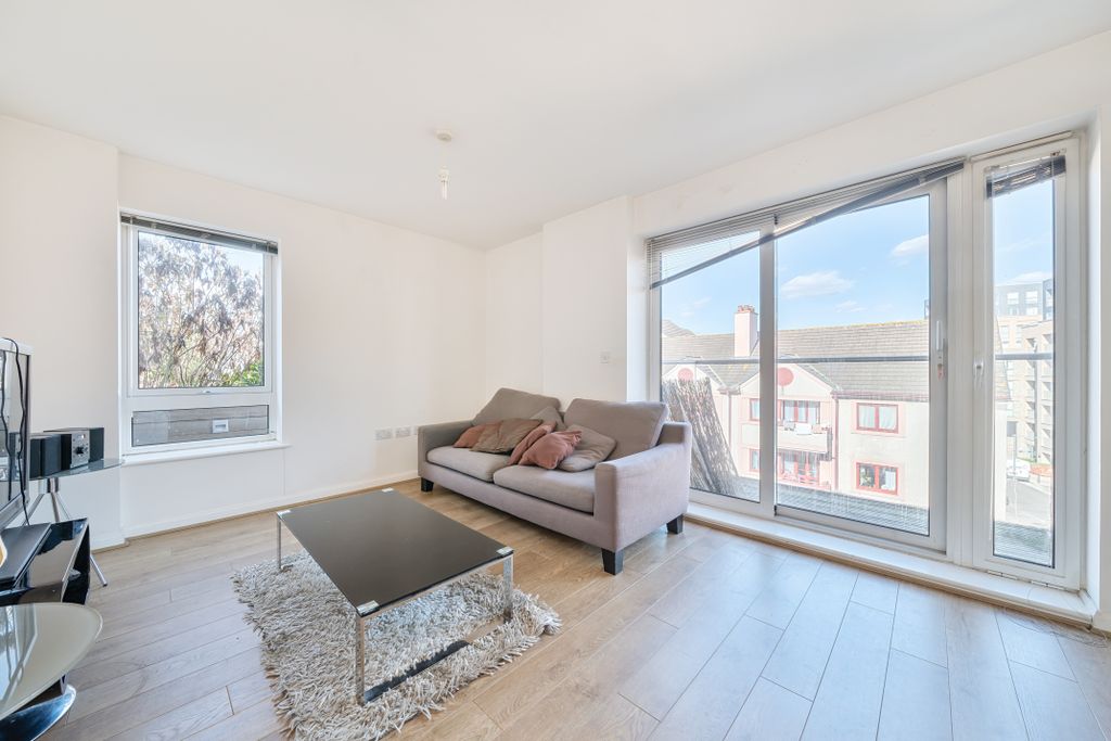 Property photo 2 of 9 1023358 (2)