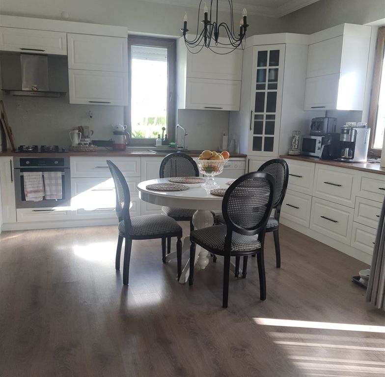 Property photo 3 of 13 Furnished Villa For Sale With A Pool & Garden In Belek - Open-Plan Kitchen And Dining Area