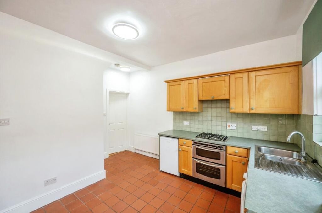 Property photo 3 of 8 Image