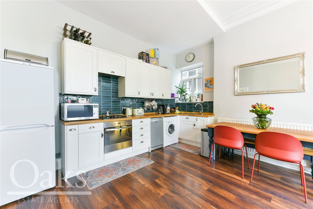 Property photo 2 of 7 Picture No. 04