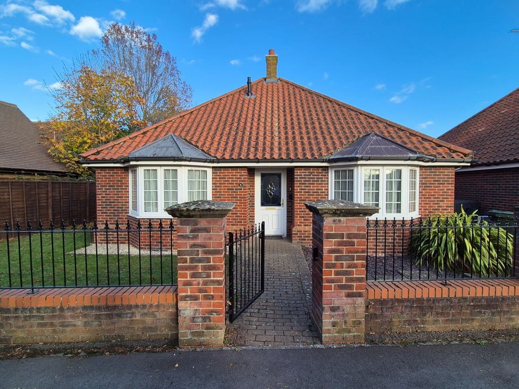 Property photo 1 of 12 Exterior