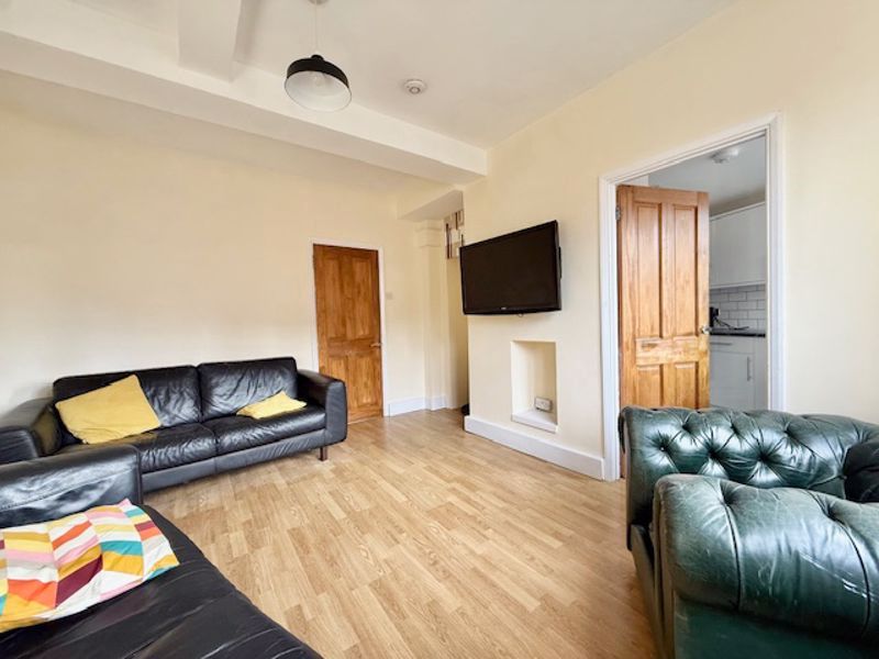 Property photo 2 of 15 Photo 19