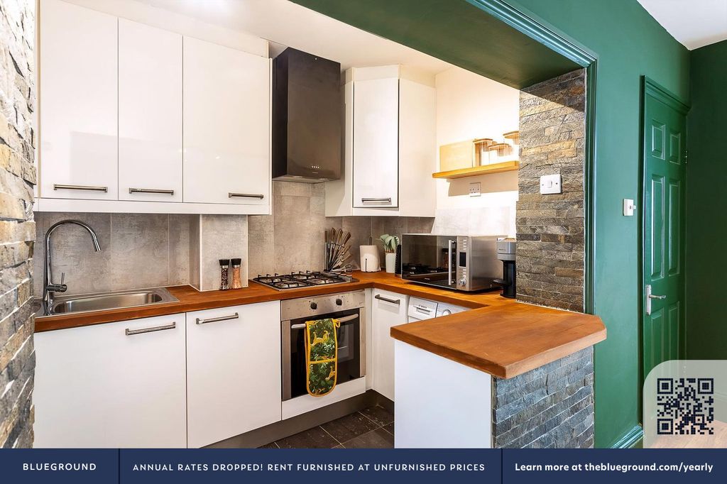 Property photo 3 of 29 Fully Equipped Kitchen