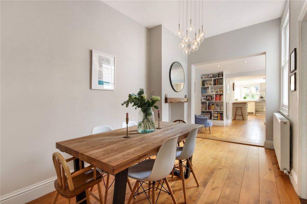 Property photo 3 of 15 Dining/Family Rm