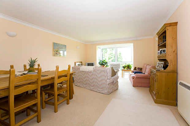Property photo 3 of 15