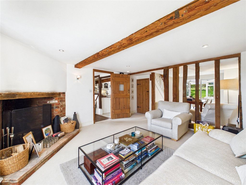 Property photo 3 of 27 Picture No. 25