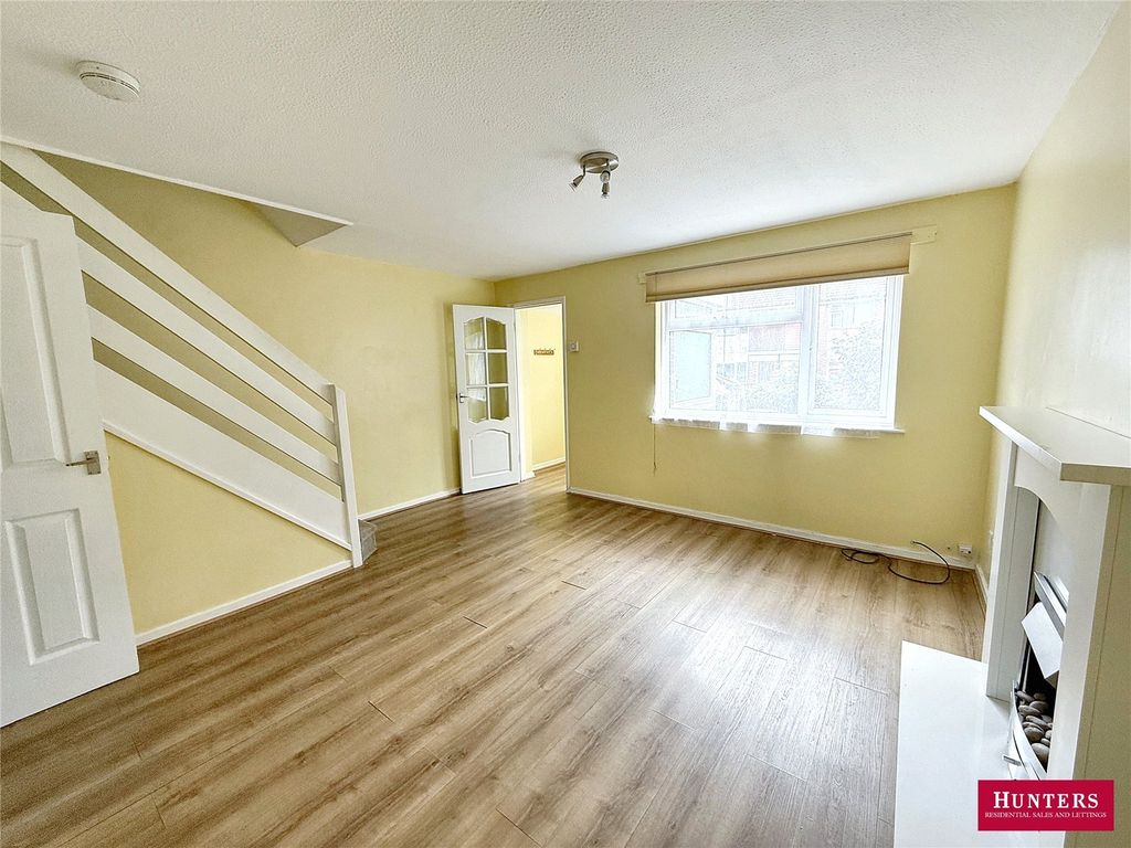 Property photo 3 of 17 Picture No. 21