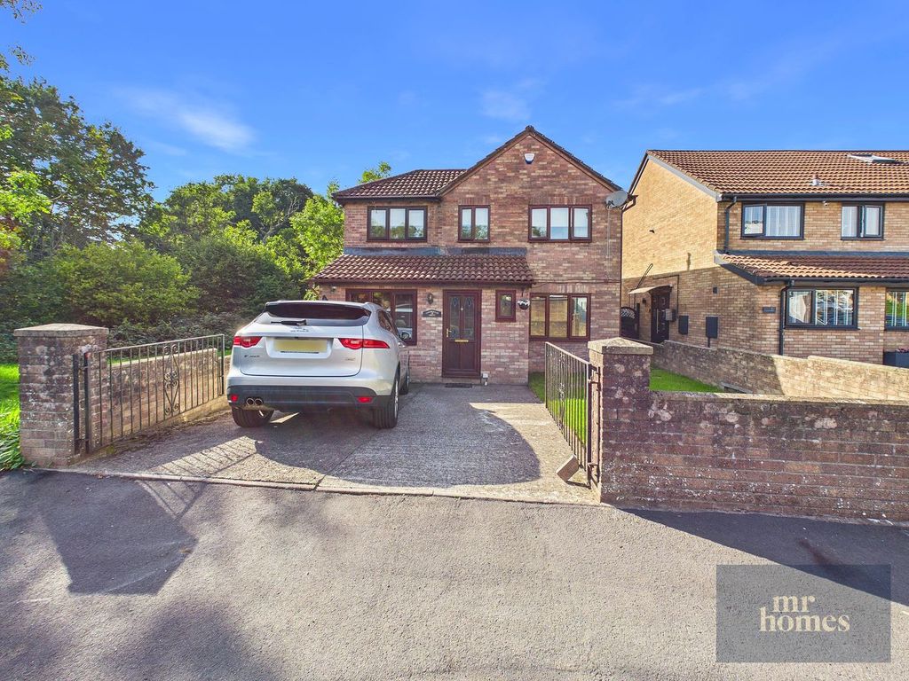 Property photo 1 of 25