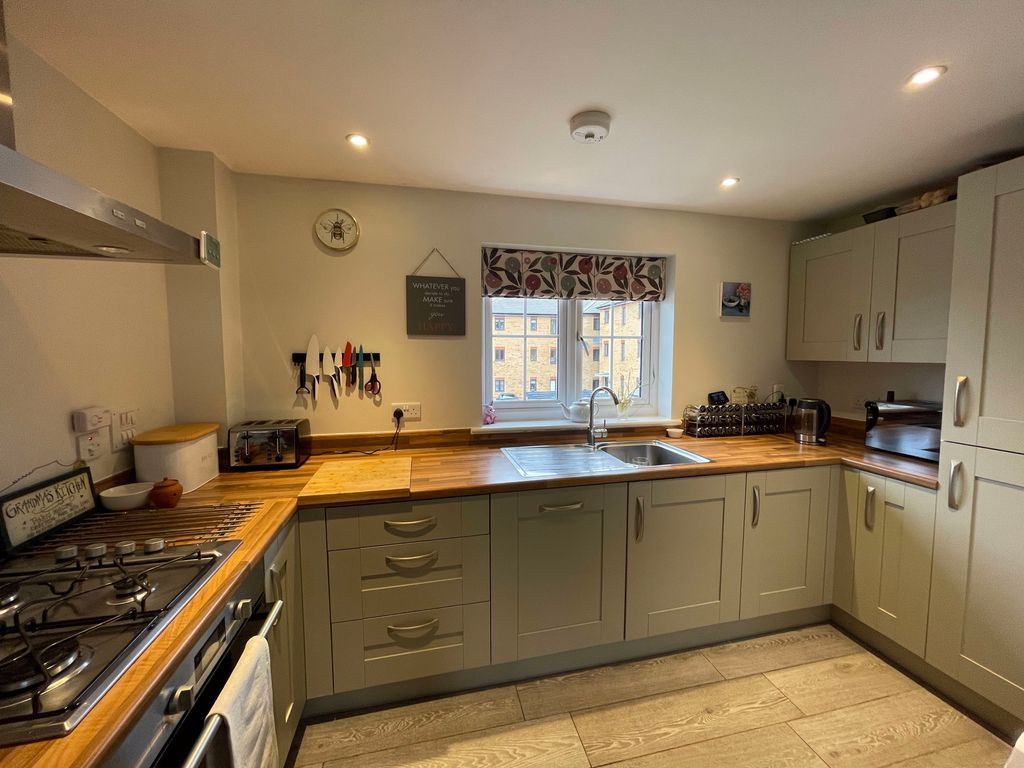 Property photo 1 of 9 Photo 1