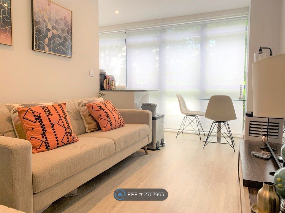 Property photo 3 of 4