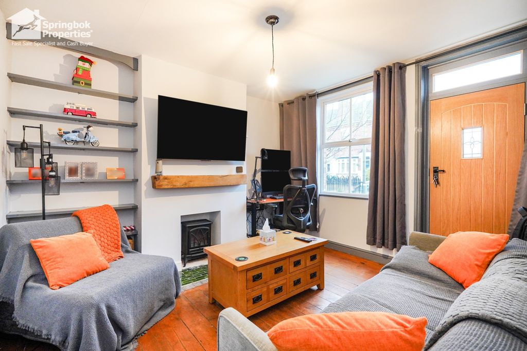 Property photo 2 of 12 Image 2