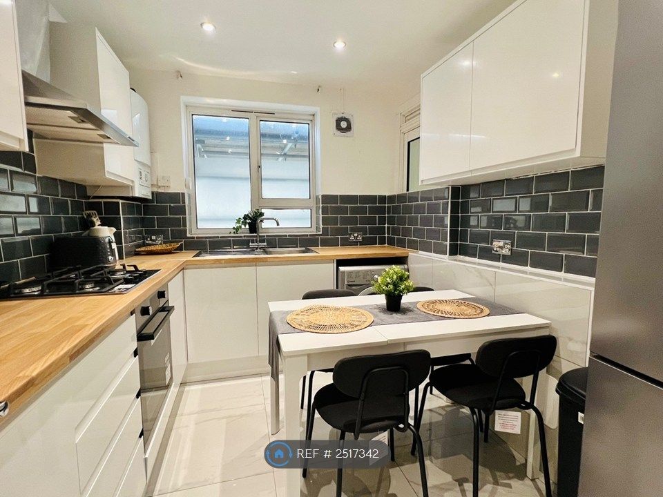 Property photo 2 of 29