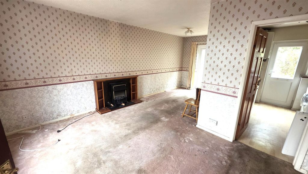 Property photo 2 of 12 Living Room.Jpg