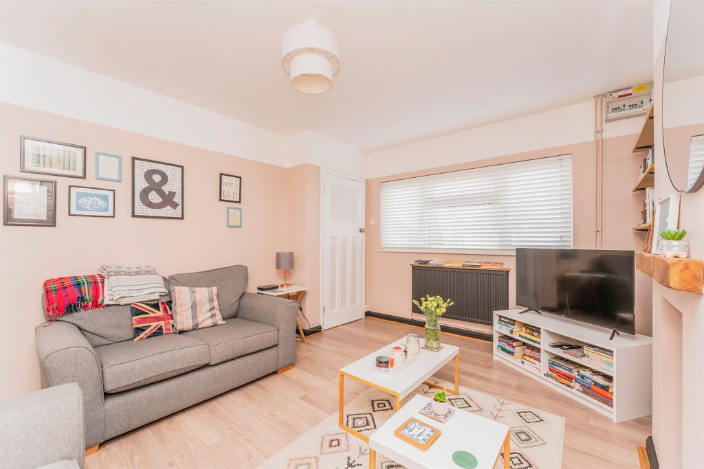 Property photo 3 of 17