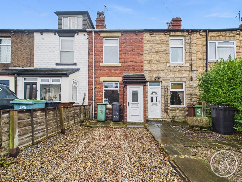 Property photo 1 of 10 External