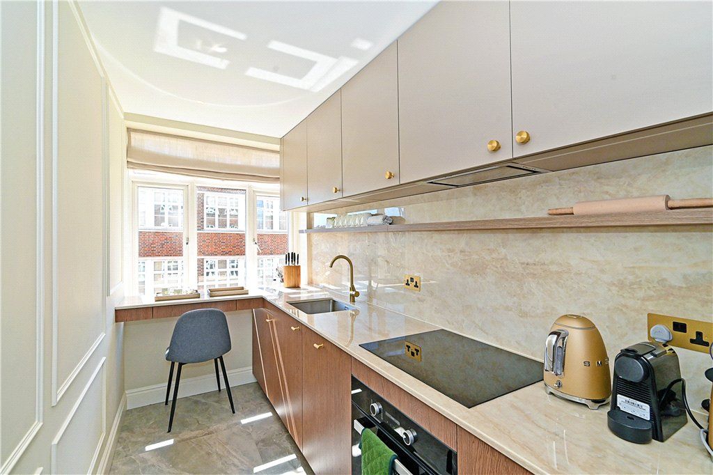 Property photo 3 of 11 Picture No. 13