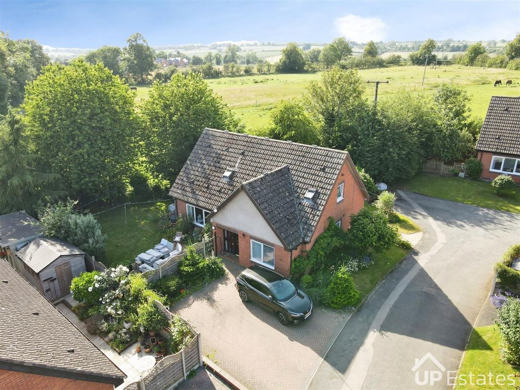 Property photo 1 of 32