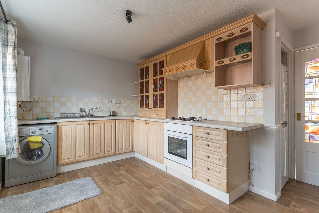 Property photo 2 of 13