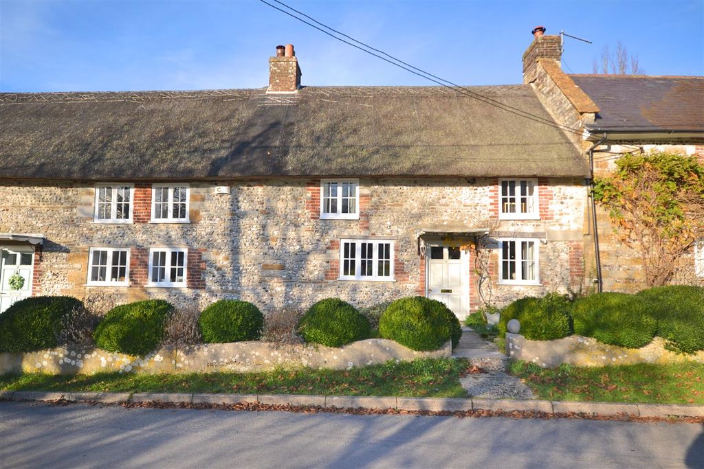 Property photo 1 of 33 0029 (3).Png