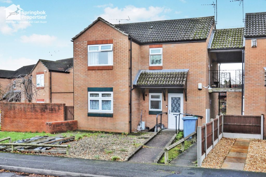 Property photo 1 of 9 Front View